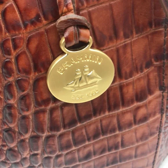 BRAHMIN Handbag. - Picture 2 of 16